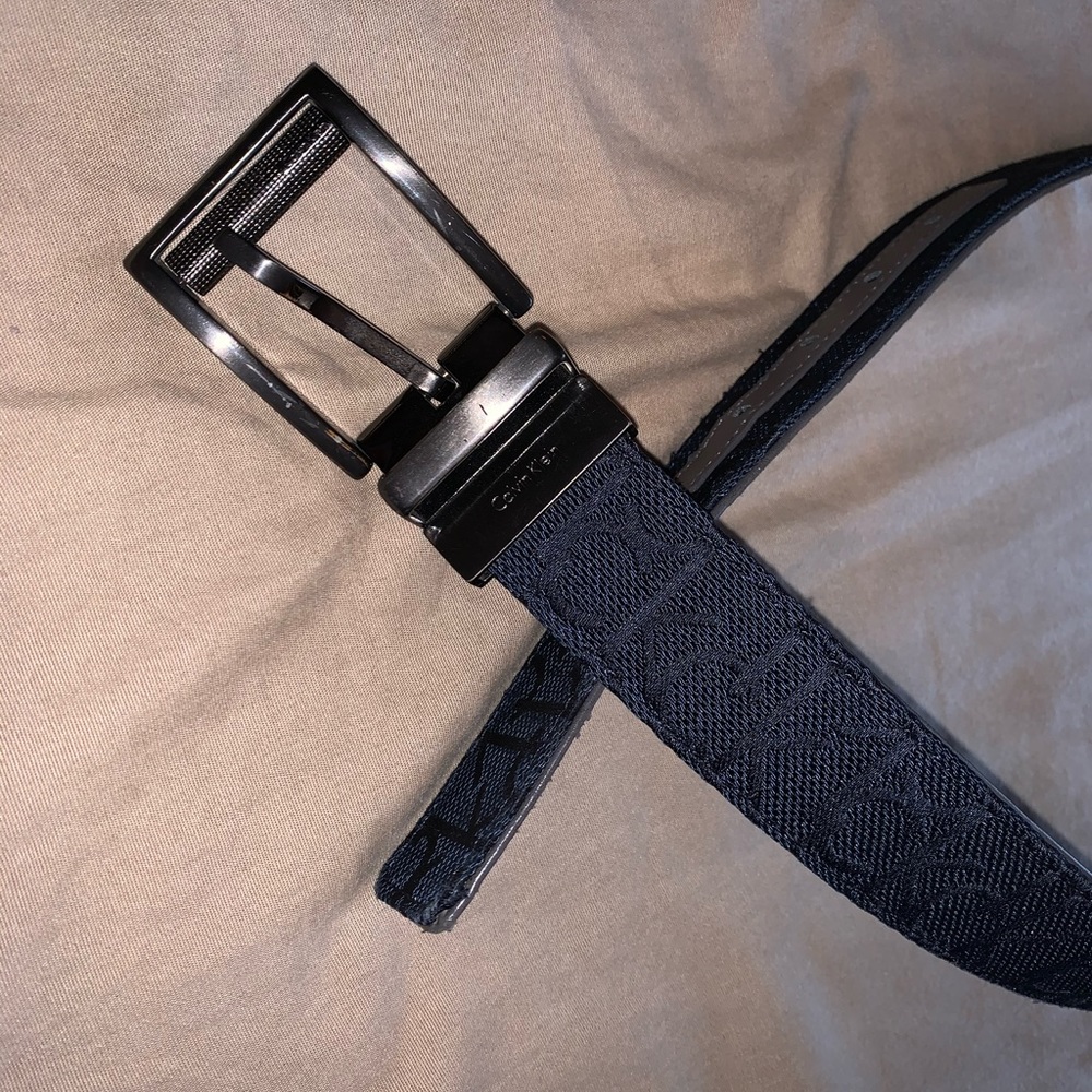 Calvin Klein reversible belt navy/grey